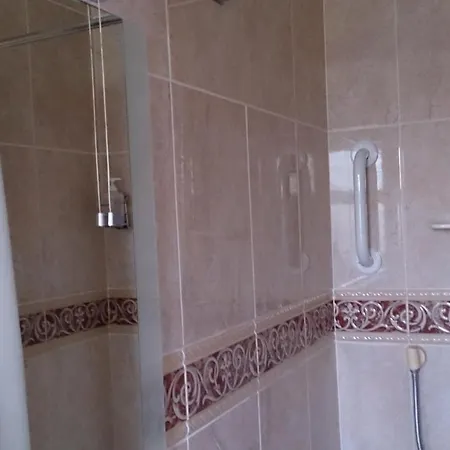 Pio Luxury * コング